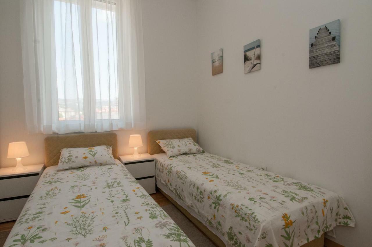Iva, Opatija Centar Apartment ภายนอก รูปภาพ
